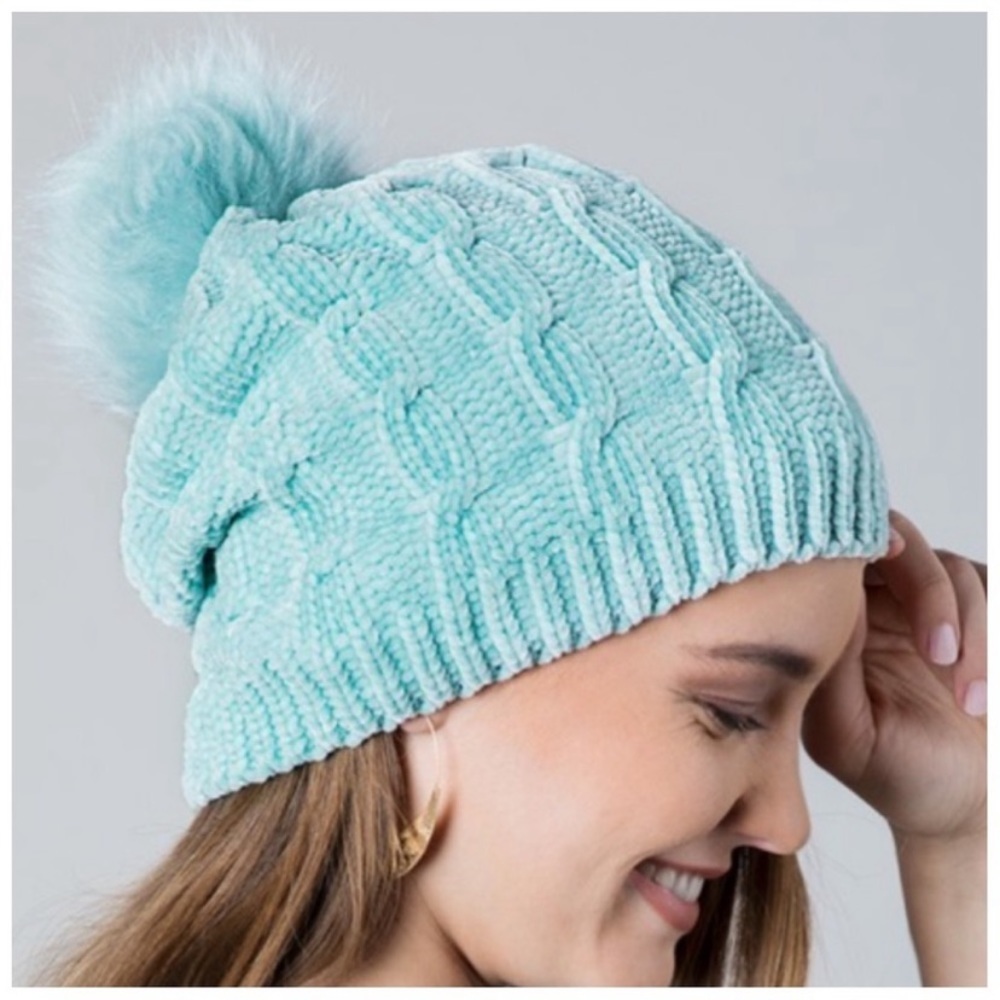 Mint chenille faux fur pom beanie